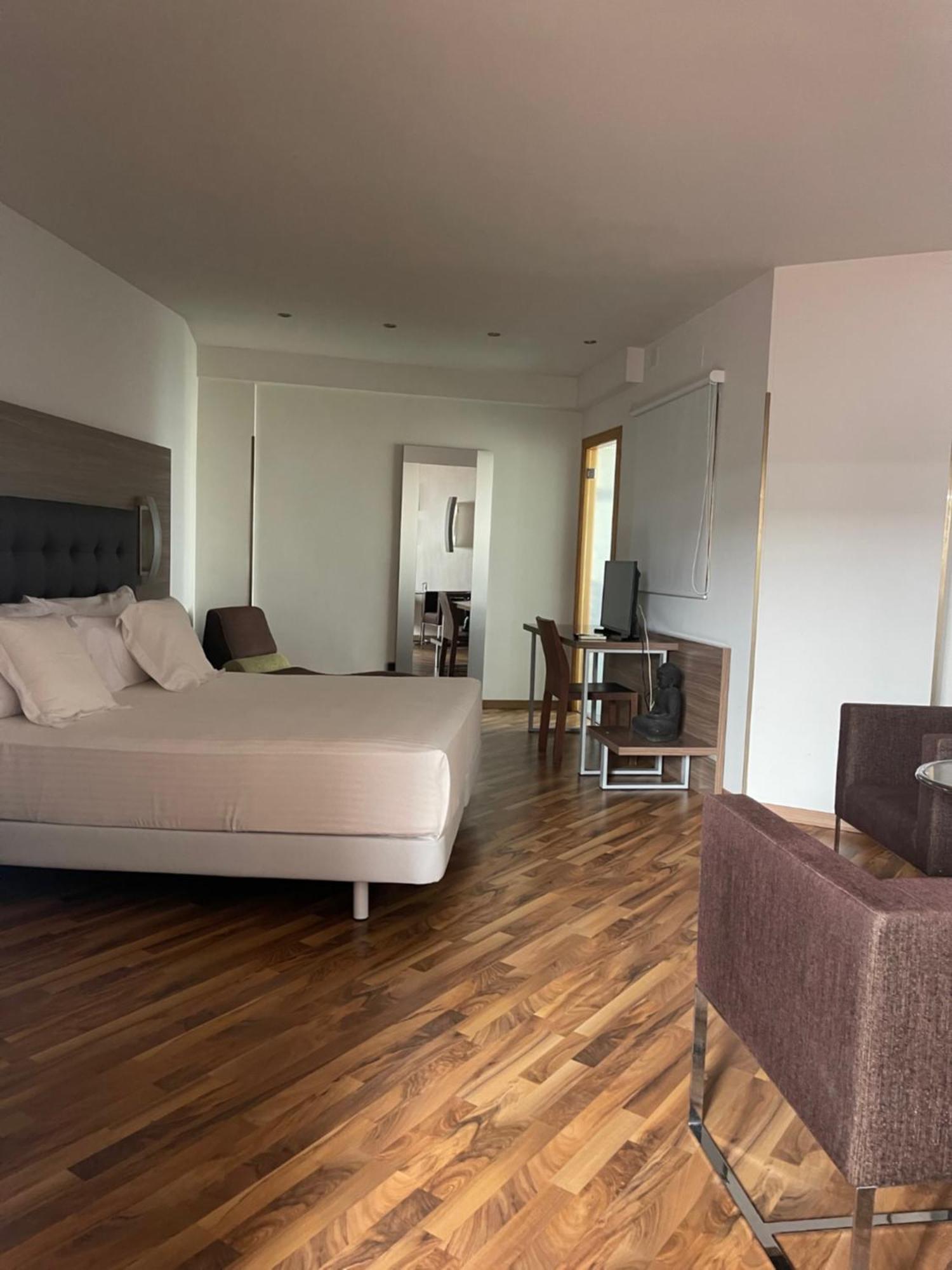 Hotel Bruc Εξωτερικό φωτογραφία