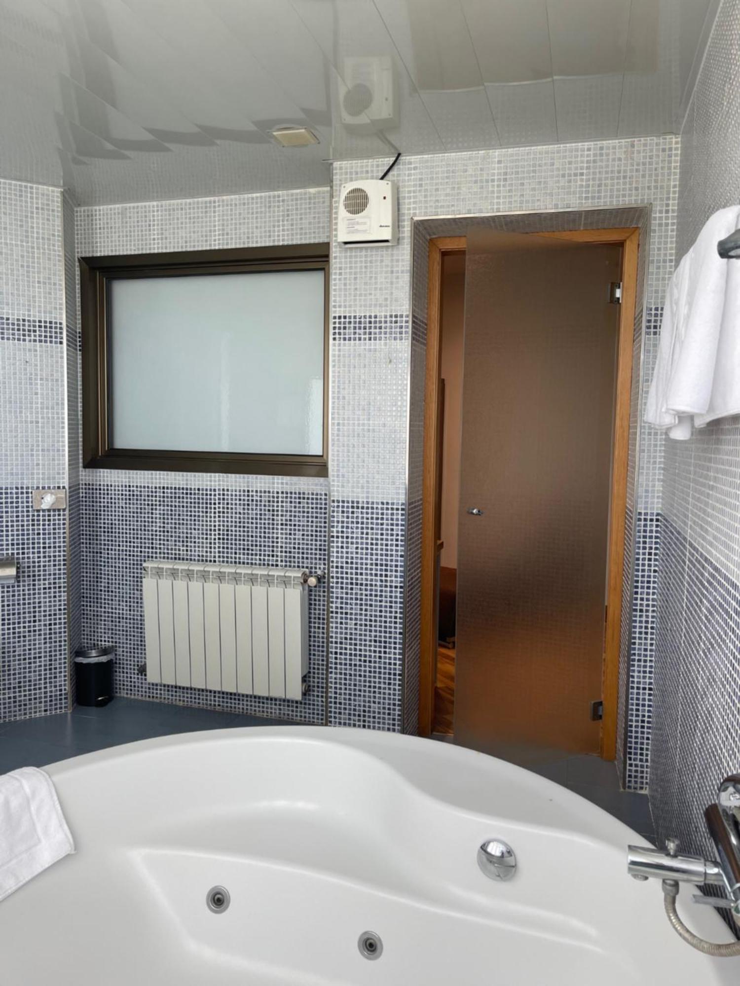 Hotel Bruc Εξωτερικό φωτογραφία